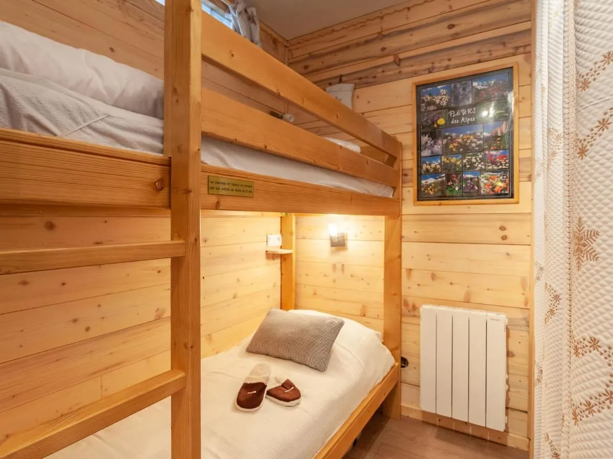 Apartment Le Bec Rouge - Le Lac-7 By Interhome Tignes